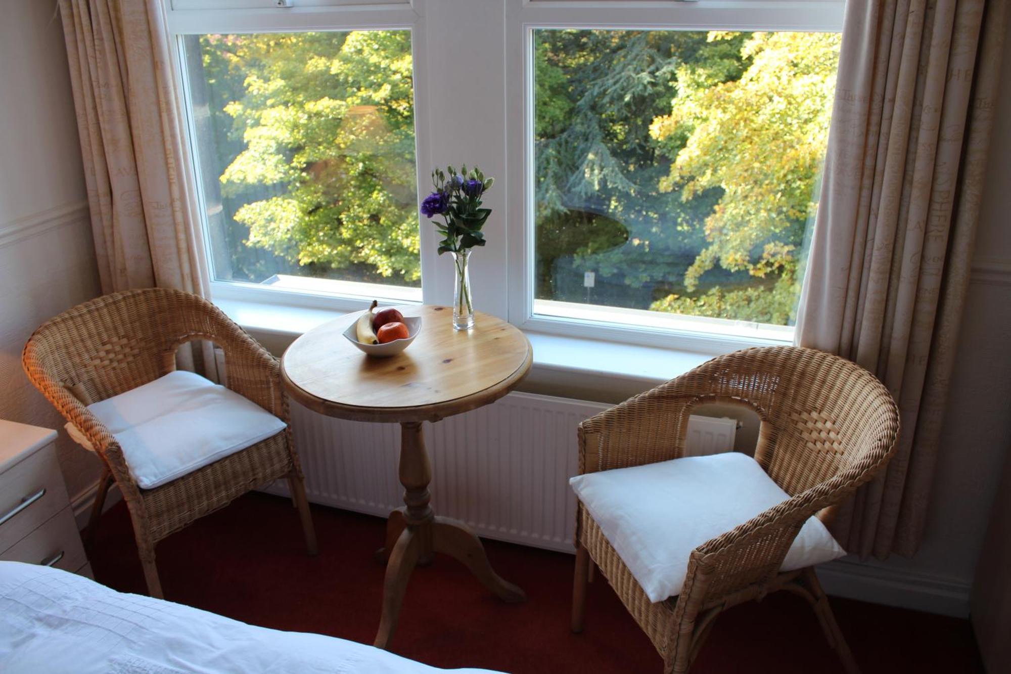 The Dales Bed and Breakfast Harrogate Esterno foto